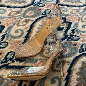 Brand New Just Fab sparkly ankle strap stilettos. Size 8.5.